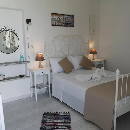 Holiday home Almyros Beach House Schoinoussa