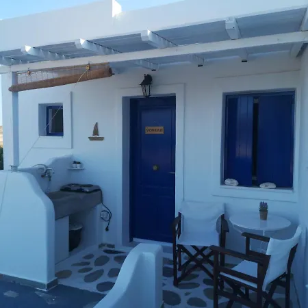 Almyros Beach House Schoinoussa