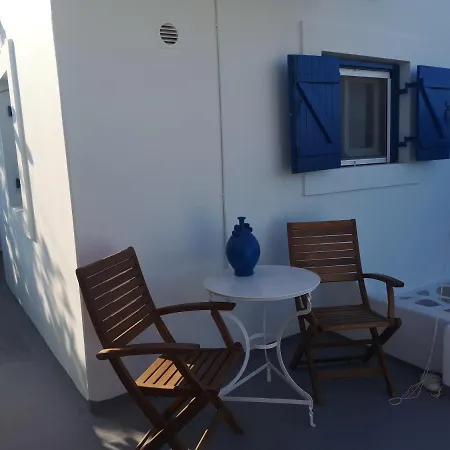 Almyros Beach House Schoinoussa