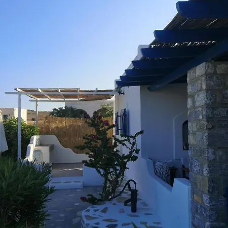 Almyros Beach House *